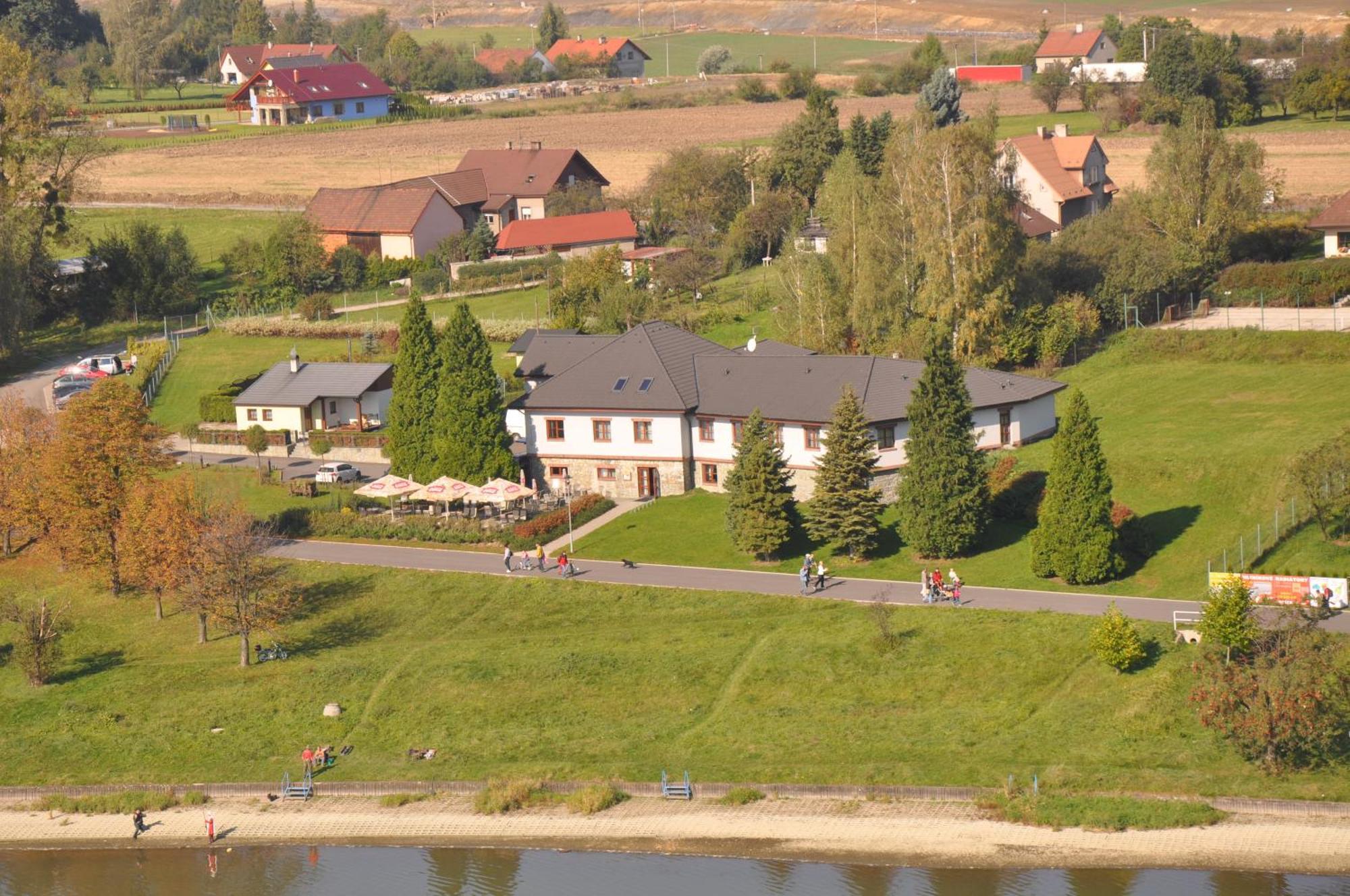 Hotel Terasa Frýdek-Místek Exterior foto